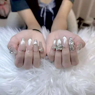 ネイル anh nail anne🤍のネイルデザイン