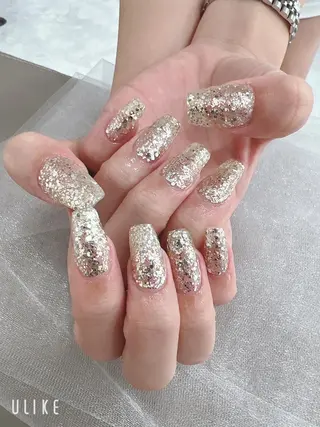 ネイル PEEKABOO京橋 EYE&NAILのマツエク・マツパデザイン