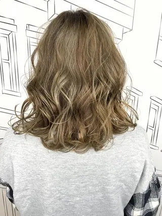 ミディアム カラー レイヤー⭐️カラー ⭐️平川雅史のヘアスタイル