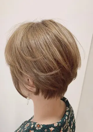 カラー 🐣 SHION🐥のヘアスタイル