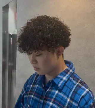 ショート カラー パーマ 福井祥太／海外風 /プードルパーマのヘアスタイル