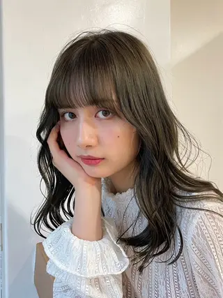 ミディアム カラー amoretto 天文館店kiraのヘアスタイル