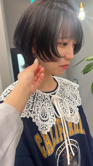 ショート カノエ大濠店／カラー AZUのヘアスタイル