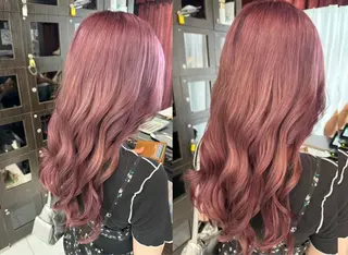 ロング カラー ブリーチ・カットモデ ル🎀serenaのヘアスタイル