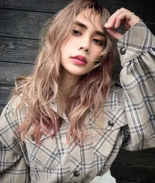 ロング 🌼U24 ヘアデザインラボのヘアスタイル