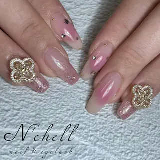 ネイル Nailist Aoiのネイルデザイン