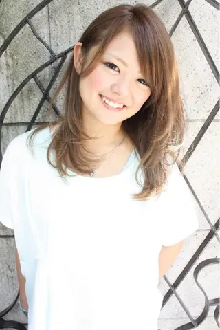 セミロング カラー 美容室tuuli 大名店所属・tuuli トゥーリのヘアスタイル