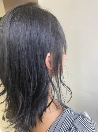 ミディアム 鈴木 明花のヘアスタイル