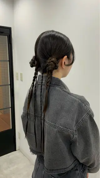 ロング ニシザカ マナのヘアスタイル