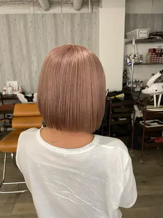 ショート カラー Le/a谷町 野上幹太のヘアスタイル