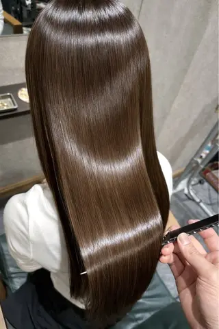 ロング カラー ravens デザインカラーのヘアスタイル