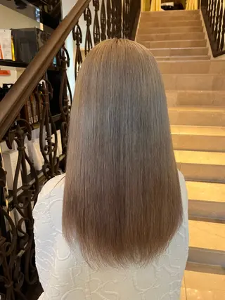 ロング 八重樫 夢愛のヘアスタイル