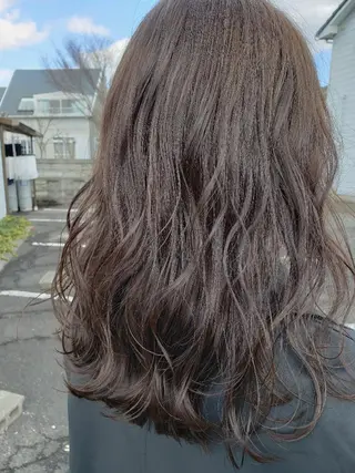 ミディアム カラー 神谷 涼のヘアスタイル