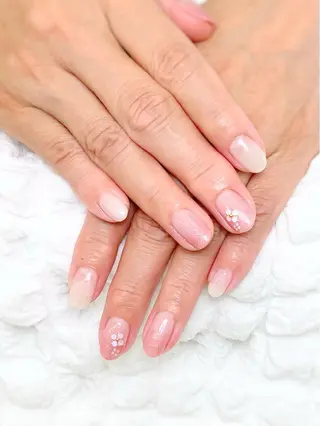 ネイル le rue MIKAのネイルデザイン