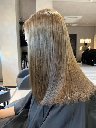 ミディアム カラー room肥後橋所属・room ヨネヤマのヘアスタイル