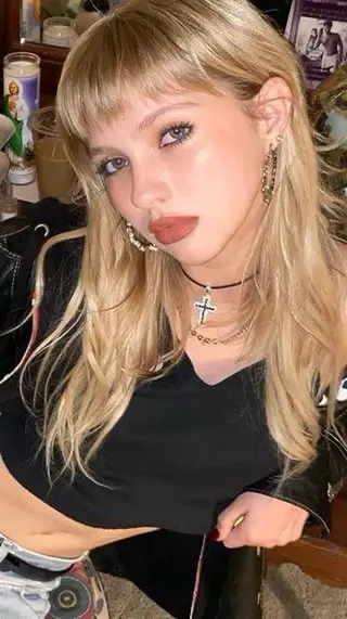 ロング カラー ハイトーン 横浜💞ミオのヘアスタイル