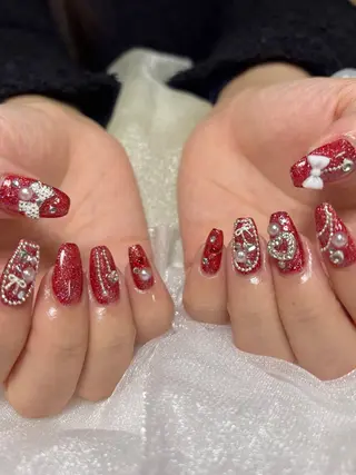 ミディアム mer natsumiのネイルデザイン