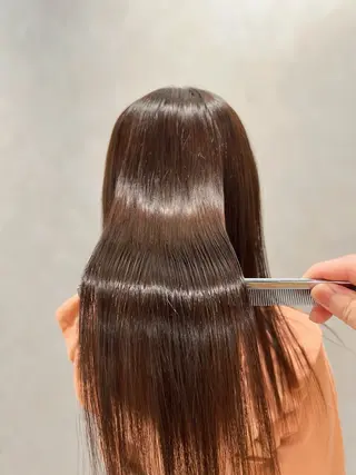 ミディアム パーマ AIconic nagoya所属・縮毛矯正/ レイヤー/ミディアムのヘアスタイル