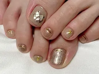 ネイル Moon's🌙💅 Shioriのネイルデザイン