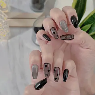 ネイル NEO Beauty Salon所属・𝐍𝐄𝐎 𝐉𝐔𝐑𝐈のネイルデザイン