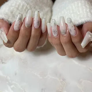 ネイル Ami 🦥のネイルデザイン