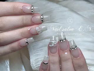 ネイル E.N🦋 長さ出し/持ち込みのネイルデザイン