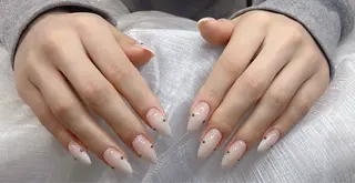 ネイル り オのネイルデザイン