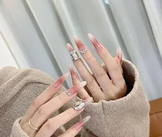 ネイル VIVIAN エイのネイルデザイン