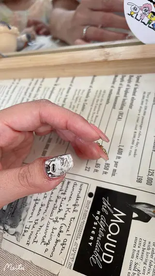 ネイル Me d'eau所属・Me d'eau Rinaのネイルデザイン