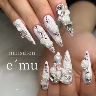 ネイル nailsalon e´muのネイルデザイン