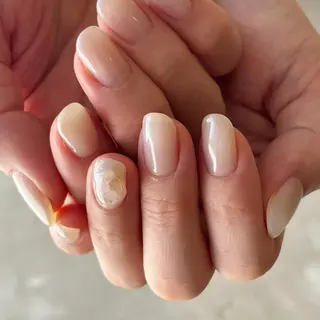 ネイル Elio所属・Elio 国泰寺のネイルデザイン