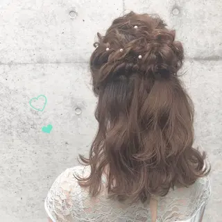 ミディアム カラー パーマ ヘアアレンジ apish aoyama所属・武 愛子の眉毛・アイブロウイメージ