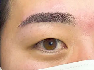 メンズ アイブロウ くるるん本店🍀 陽の眉毛・アイブロウイメージ