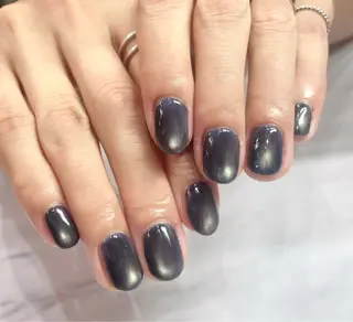 ネイル ネイルサロンエーナインイオンモール苗穂店所属・Fuse ioriのネイルデザイン