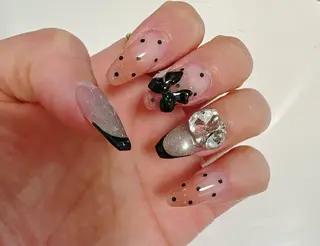 ネイル ECLAT エクラ所属・寺山 千鶴のネイルデザイン