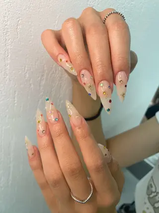 ネイル ATULA Nail 💅チップ長さだしのネイルデザイン
