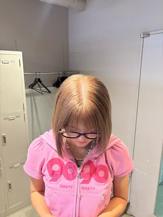 カラー 透明感ベージュ🤎 ナチュラルレイヤーのヘアスタイル