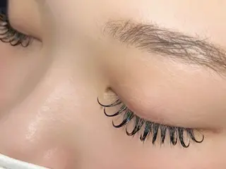 マツエク・マツパ Hoshi .の眉毛・アイブロウイメージ