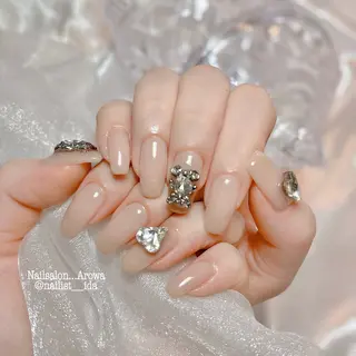 ネイル Arowa 伊田のネイルデザイン