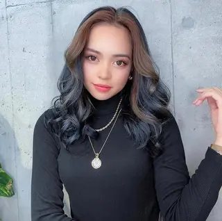 ロング カラー youres hair 髪質改善トリートメント&ヘッドスパ  新宿三丁目店【ユアーズヘア】所属・🦋透明感カラー 👑NODOKA🦋のヘアスタイル