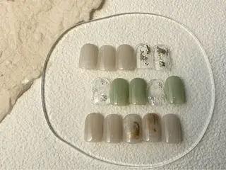 TSUJIMOTO Kのネイルデザイン