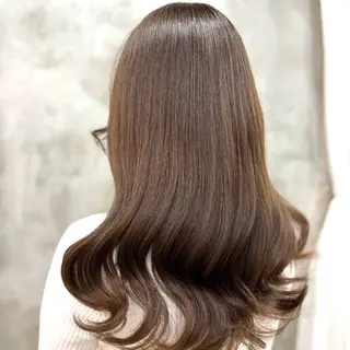 ロング カラー 美容室eTONe仙台駅前所属・艶髪‎カラー🤍 RIKAのヘアスタイル