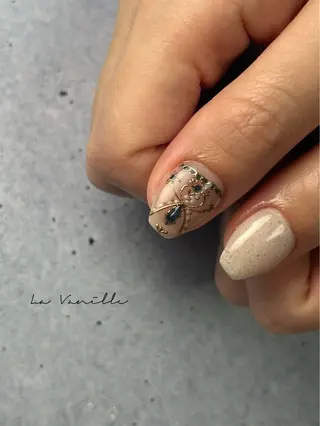 ネイル La Vanille所属・LaVanille 🌵Senkoのネイルデザイン