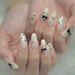 ネイル ぷりゅねる Nanamiのネイルデザイン