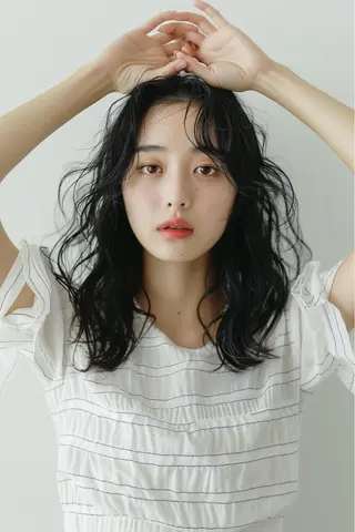 パーマ NANAMI/海外風 レイヤー/ボブのヘアスタイル