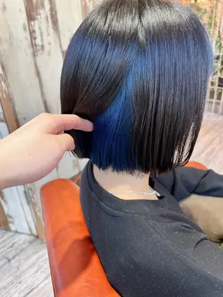 カラー 大塚 実優のヘアスタイル