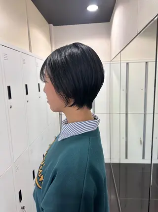 ショート ブリーチカラー/ベー ジュ/Hono🦖のヘアスタイル