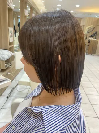 ショート 内山 歩美のヘアスタイル