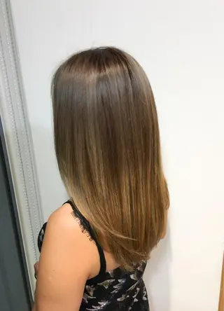 ロング カラー 中山 天地のヘアスタイル