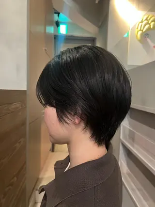 ショート anti所属・小川 実夢のヘアスタイル